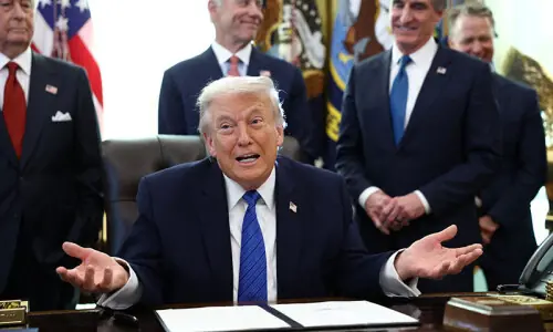 Trump says Iran wants deal, US armada larger than in Venezuela raid