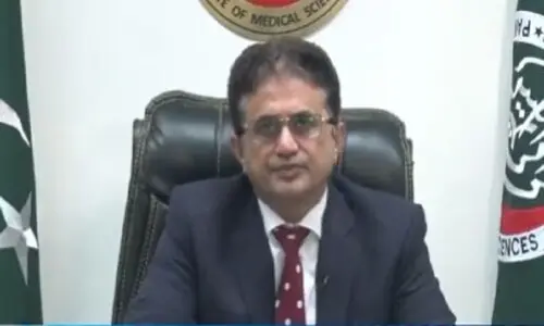 Imran’s procedure completed ‘smoothly’, vitals remained ‘stable’: Pims executive director